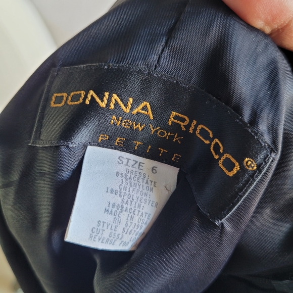 Donna Ricco New York Sleeveless Black Dress Women's Petite 6 - Picture 11 of 11